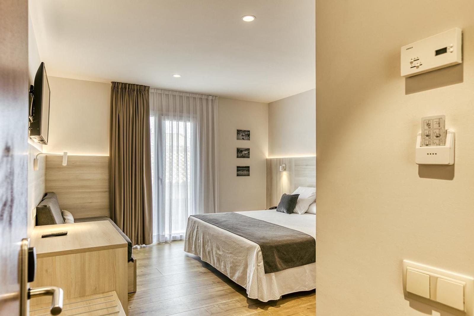 Hotel Emporium - Adults Only كاستيلو دي إمبوريس المظهر الخارجي الصورة